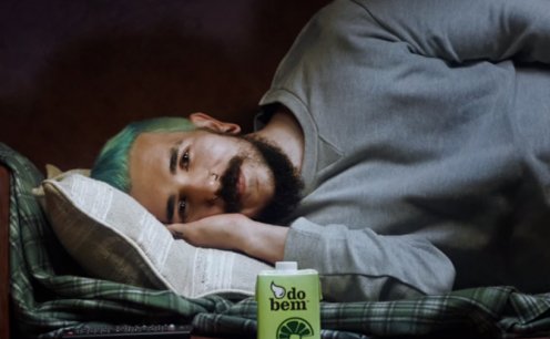 Comercial da do bem informa: voc&ecirc; n&atilde;o precisa escolher s&oacute; um dos lados