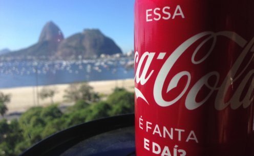 &ldquo;COCA QUE &Eacute; FANTA&rdquo; Coca-Cola em apoio com o dia do LGBT+