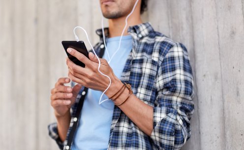 Quais s&atilde;o os 10 podcasts mais ouvidos no Brasil?