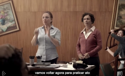 Tigre em: Reuni&atilde;o de Condom&iacute;nio