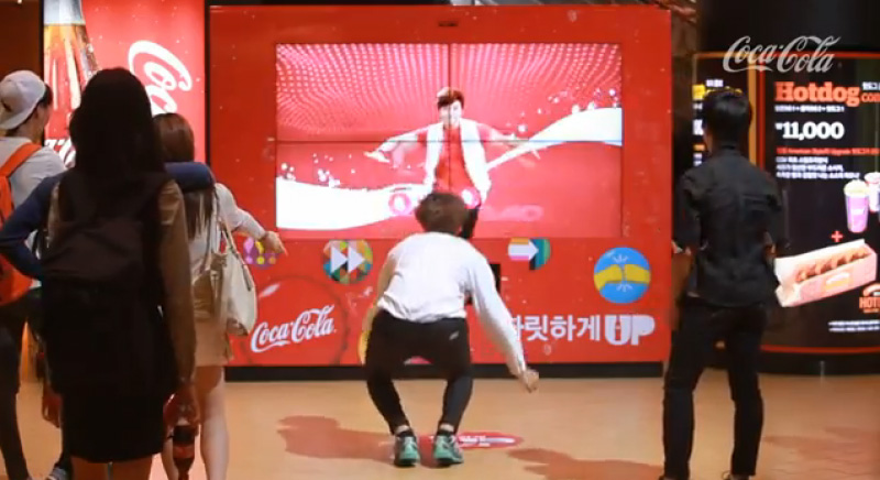 Desafio de dan&ccedil;a e refrigerantes gr&aacute;tis