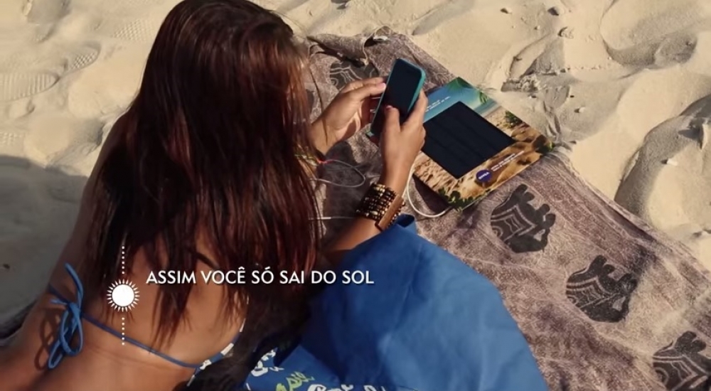 O carregador solar de N&iacute;vea