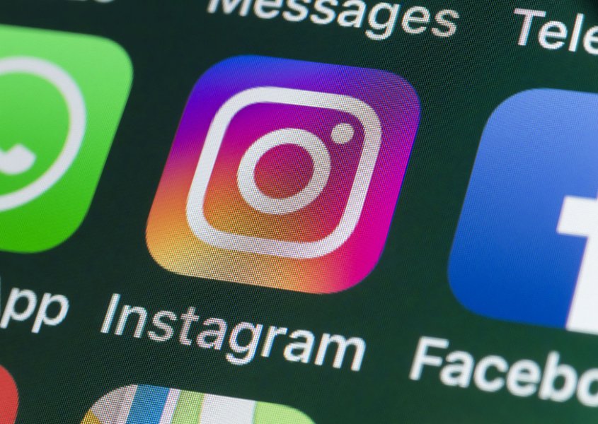 Facebook far&aacute; rebranding de Instagram e WhatsApp