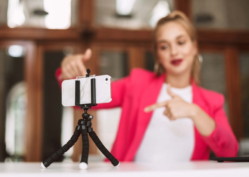 Marketing de influ&ecirc;ncia desafia influenciadores